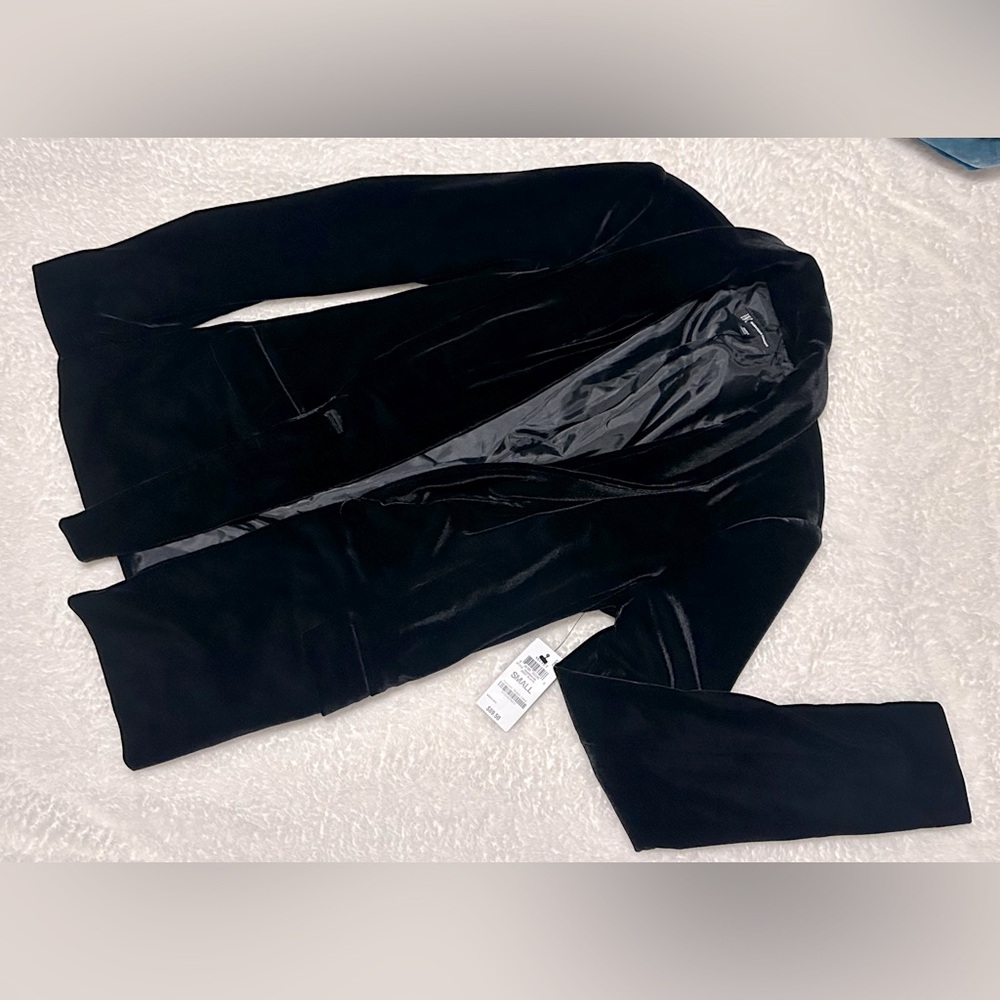 Long blazer in rich velvet